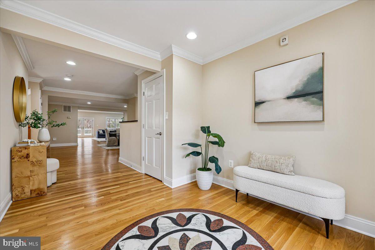 4902 DERUSSEY PARKWAY