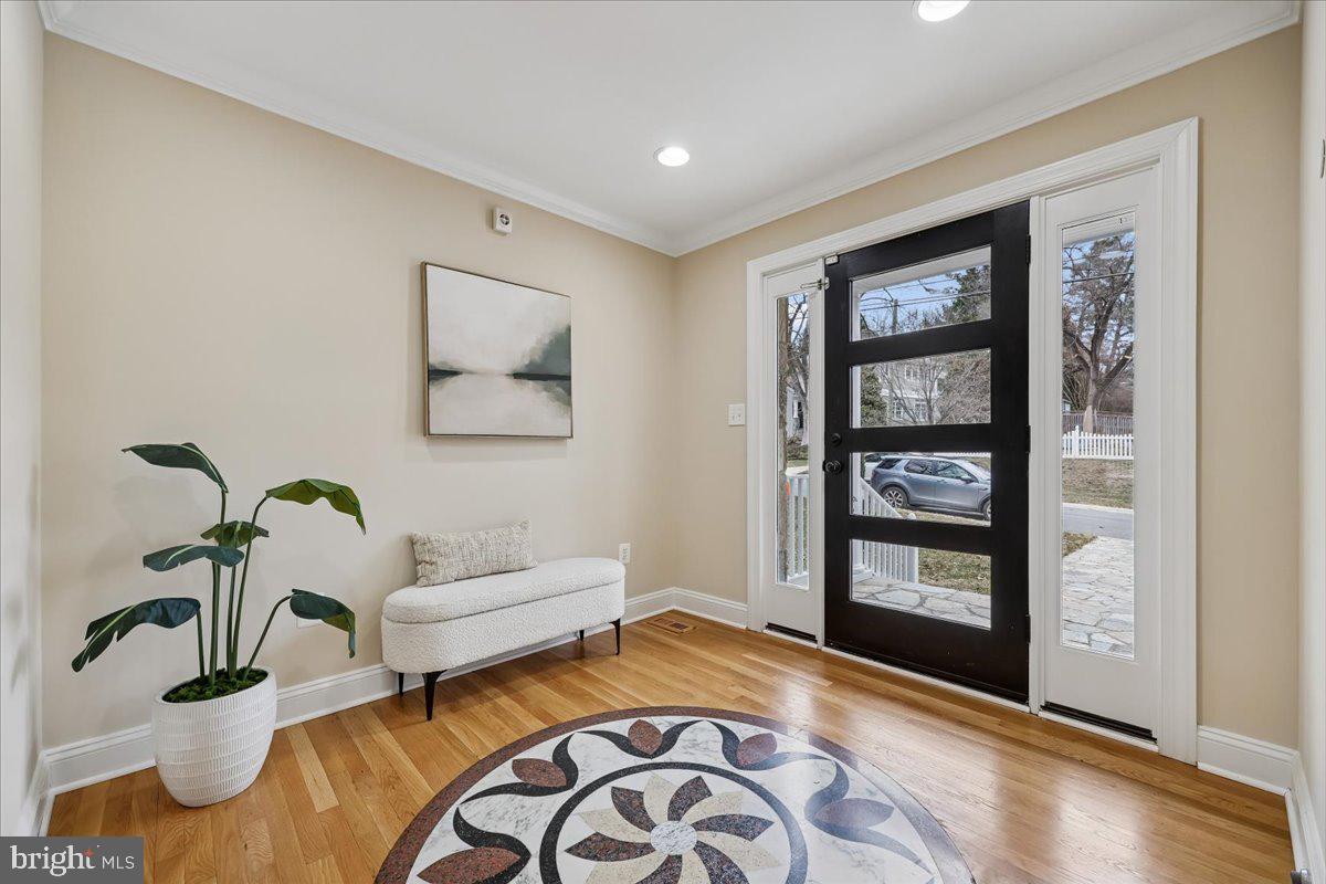 4902 DERUSSEY PARKWAY