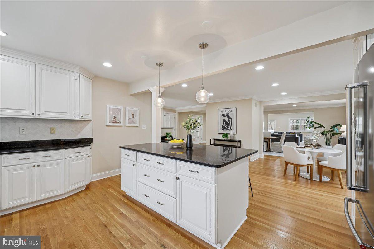 4902 DERUSSEY PARKWAY