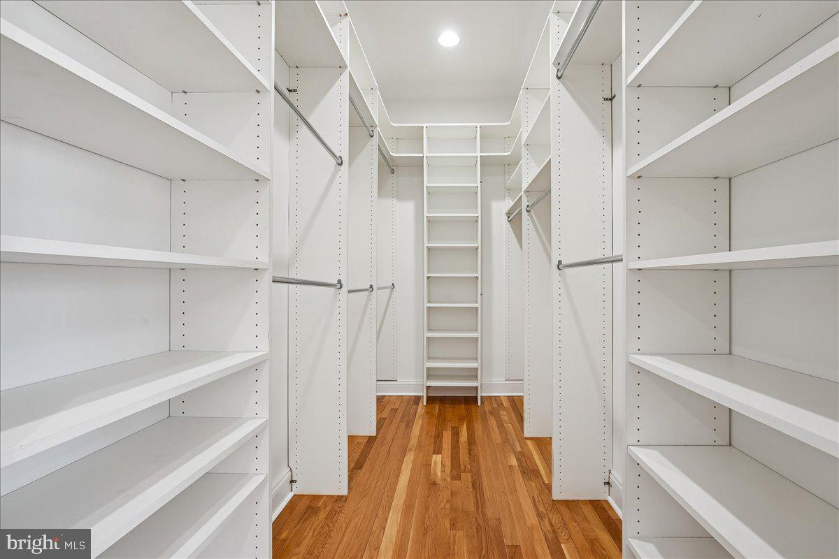 4902 DERUSSEY PARKWAY