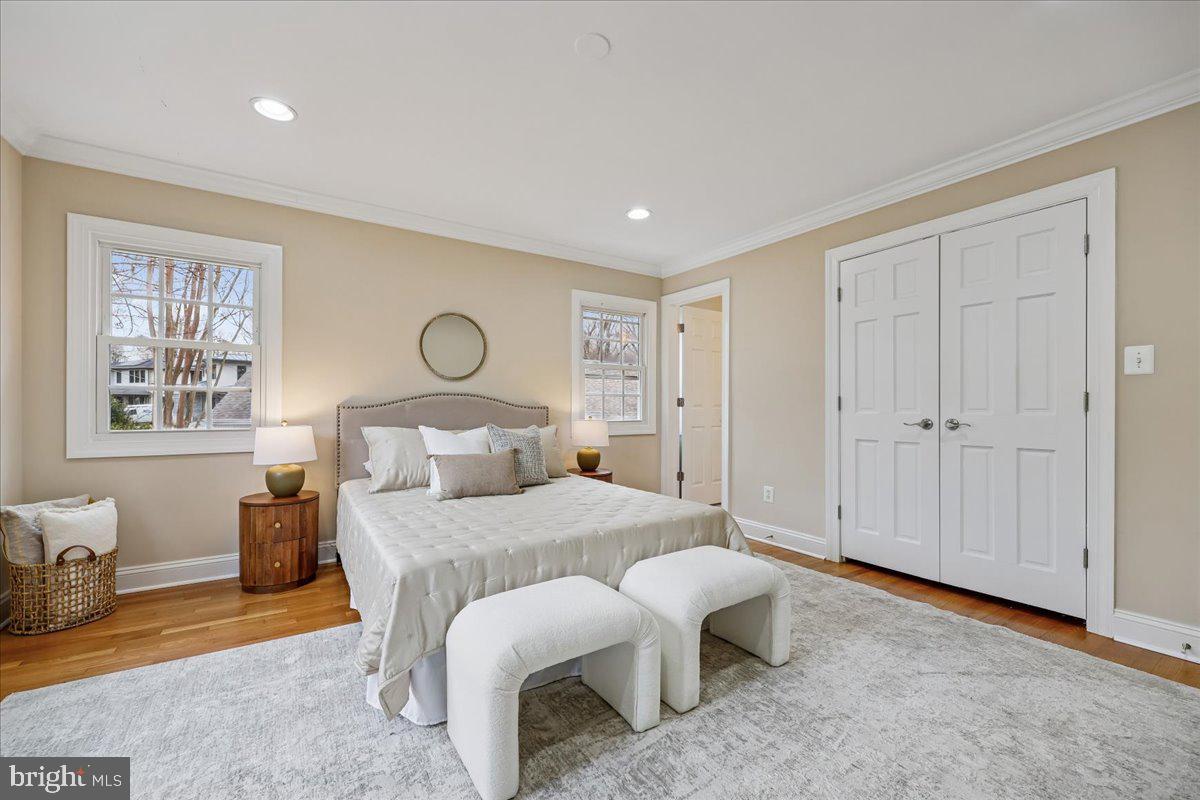 4902 DERUSSEY PARKWAY