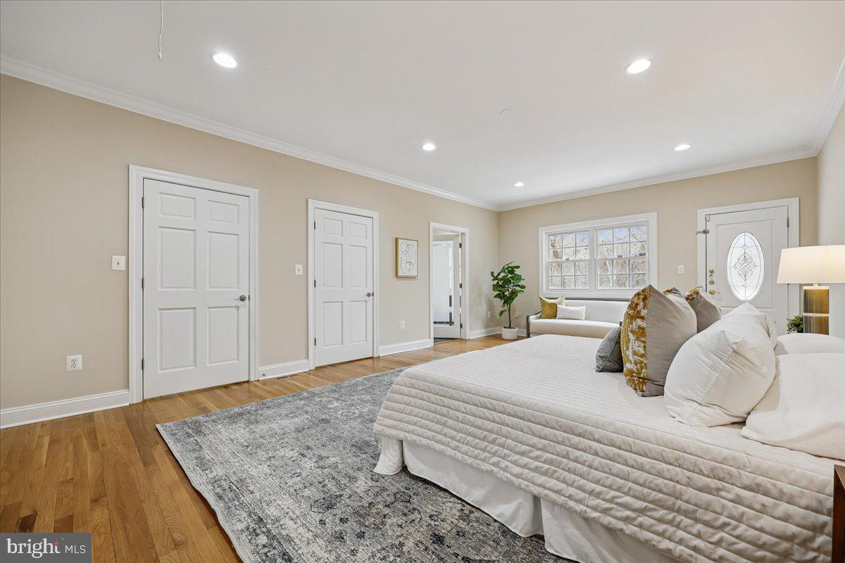 4902 DERUSSEY PARKWAY