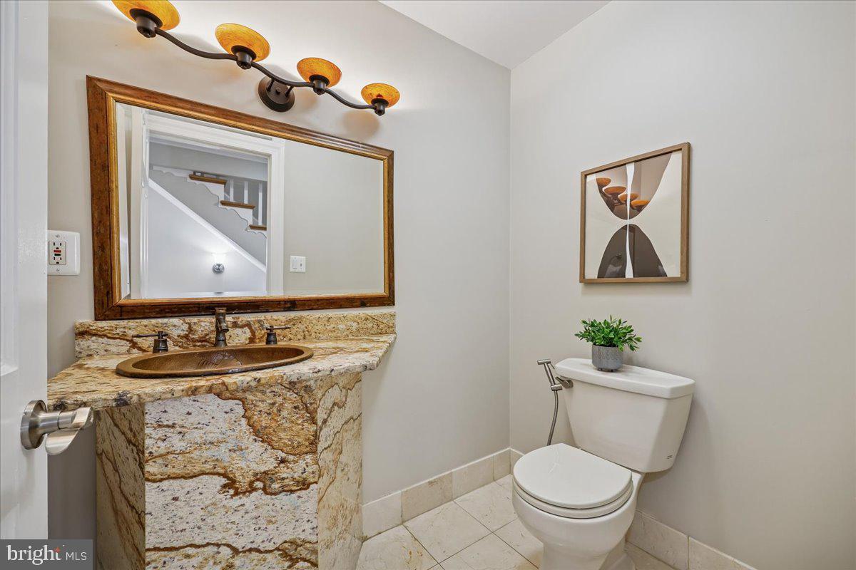 4902 DERUSSEY PARKWAY