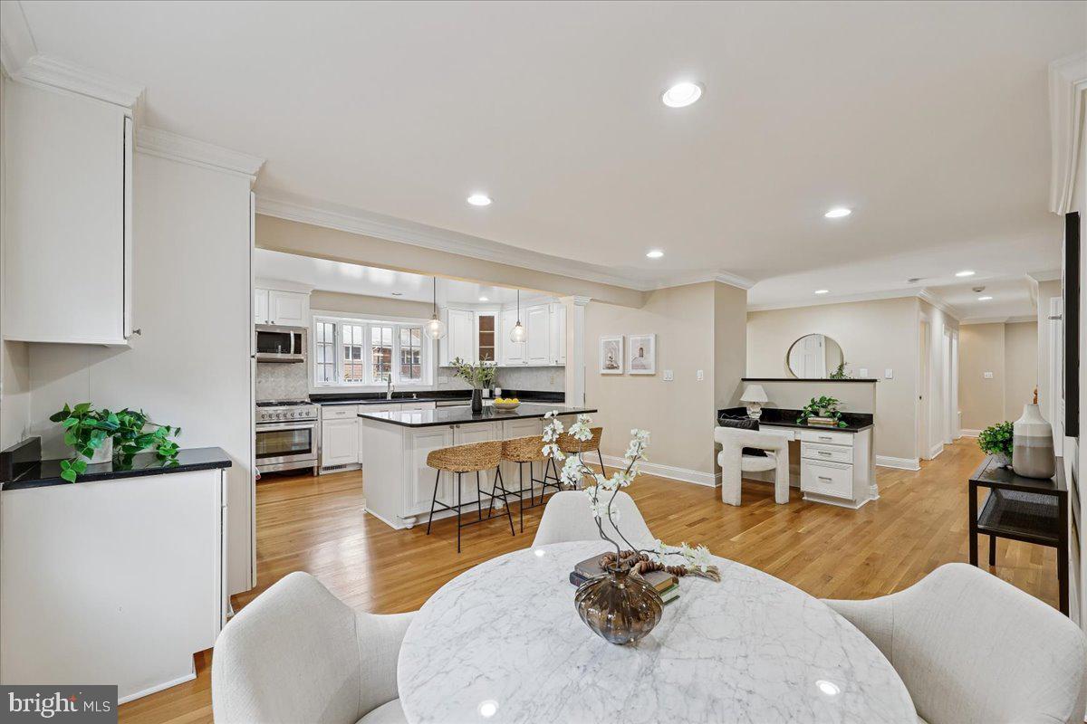 4902 DERUSSEY PARKWAY