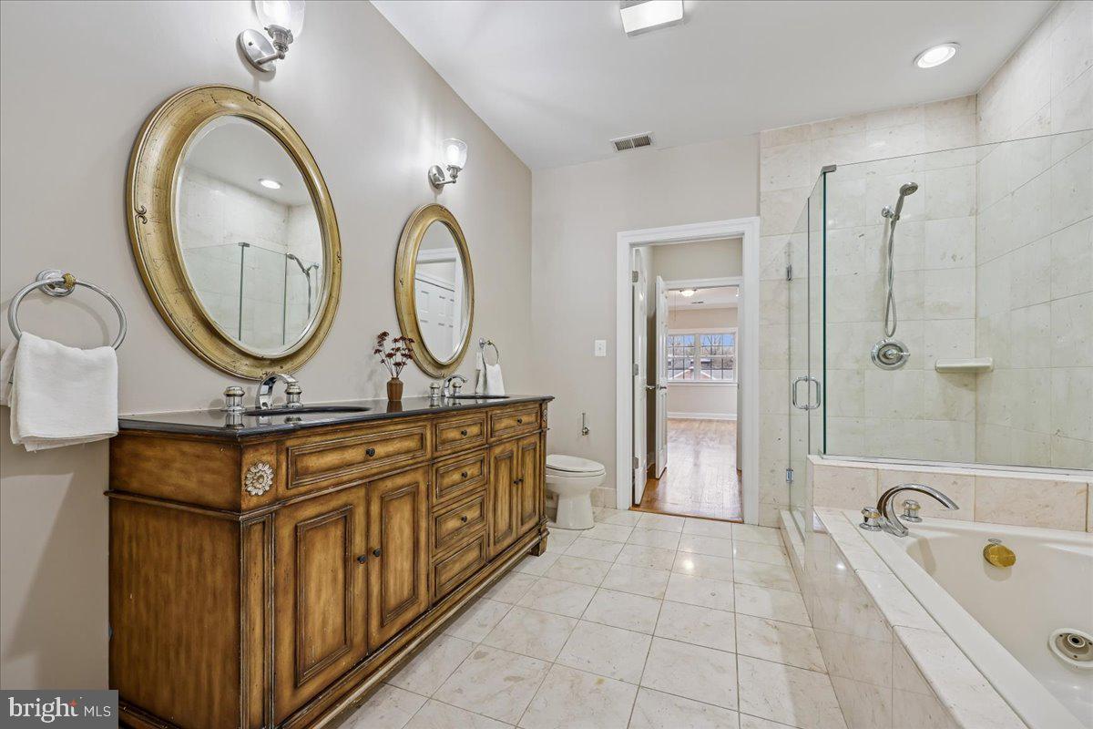 4902 DERUSSEY PARKWAY