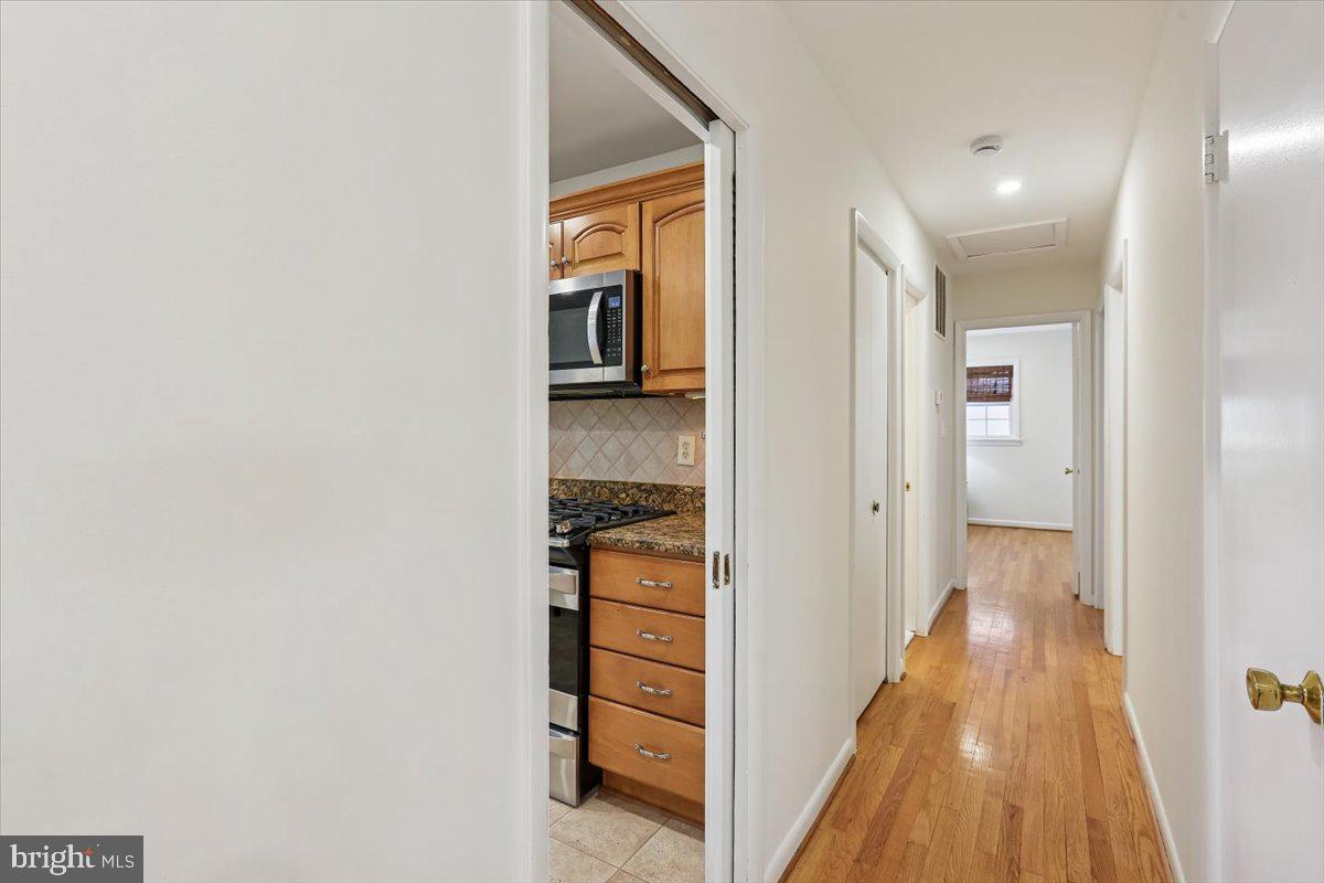 11712 SEVEN LOCKS ROAD