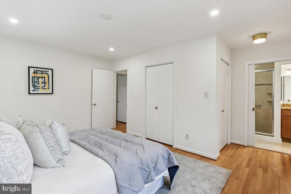 11712 SEVEN LOCKS ROAD