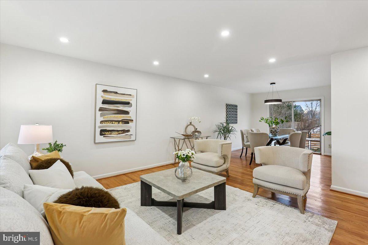 11712 SEVEN LOCKS ROAD