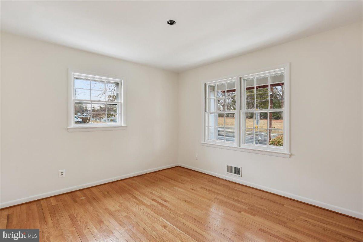 11712 SEVEN LOCKS ROAD