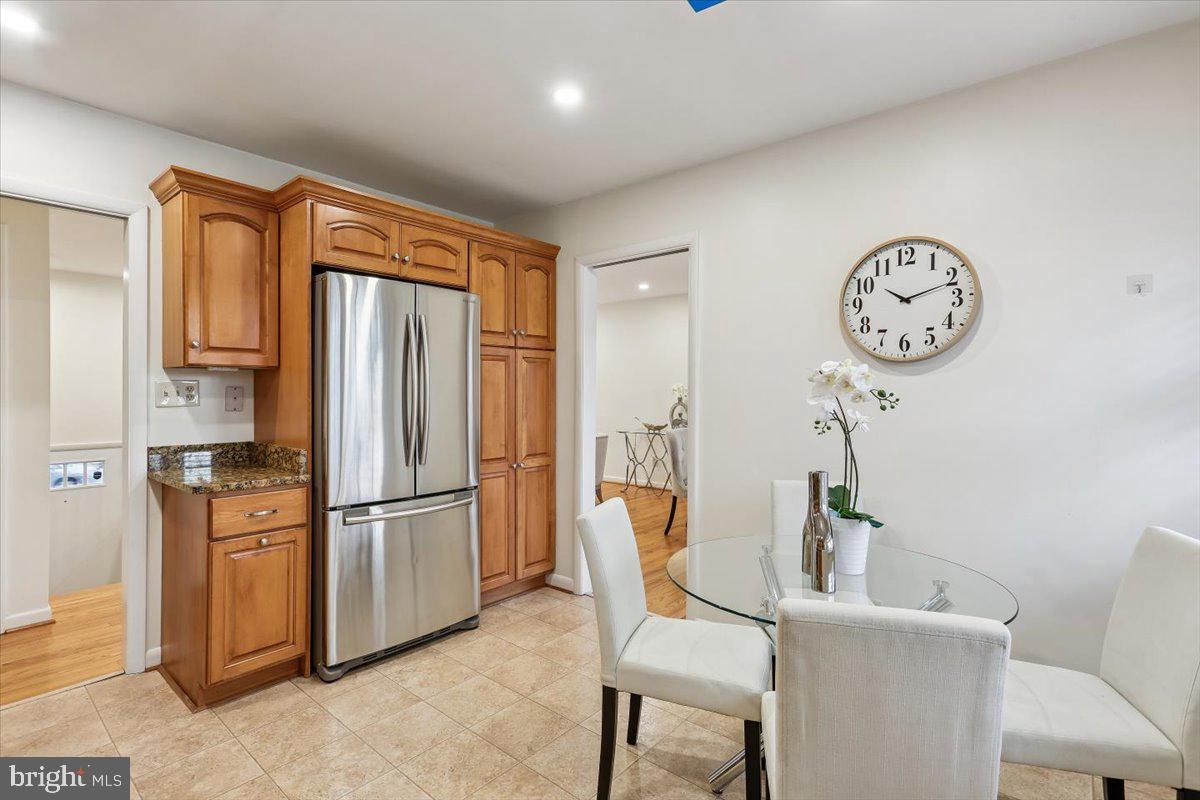 11712 SEVEN LOCKS ROAD