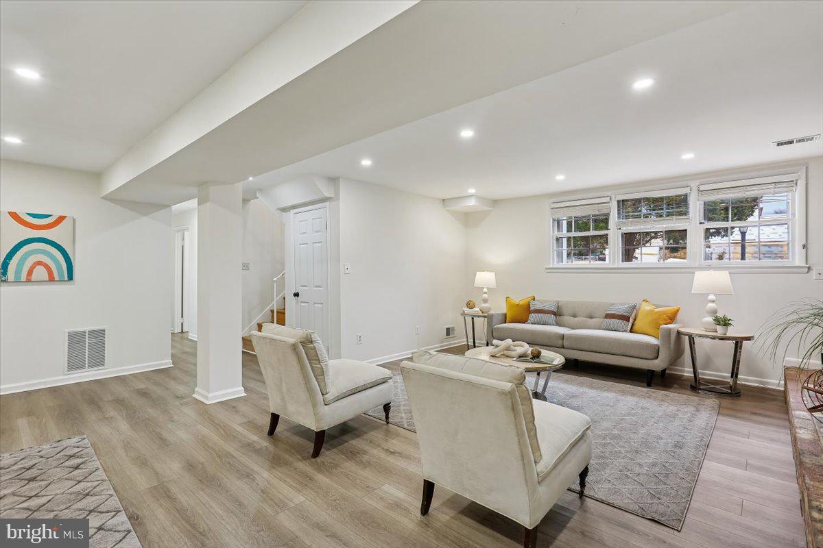 11712 SEVEN LOCKS ROAD