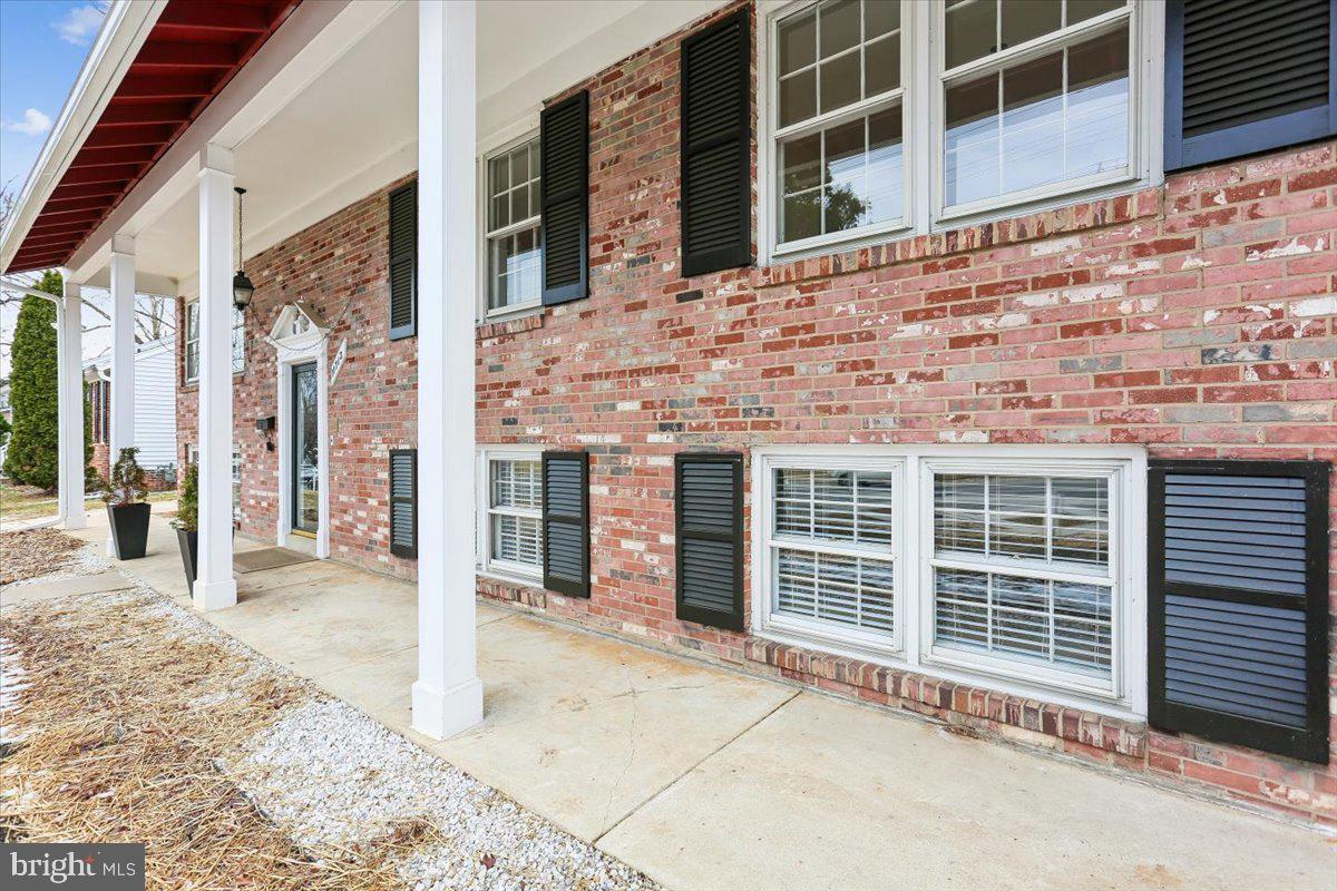 11712 SEVEN LOCKS ROAD