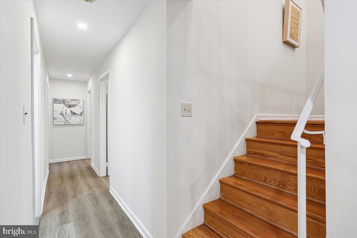 11712 SEVEN LOCKS ROAD