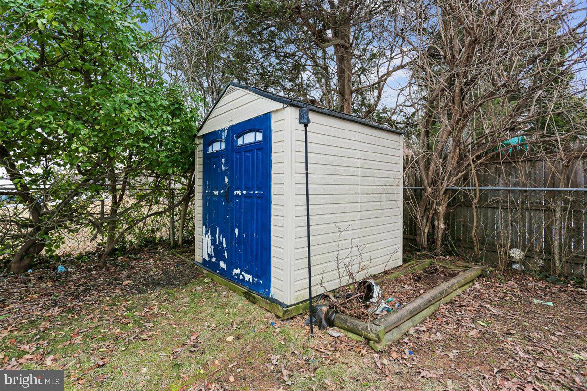 11712 SEVEN LOCKS ROAD