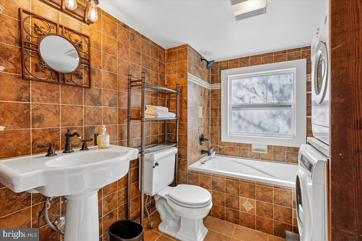 5511 ALTA VISTA ROAD