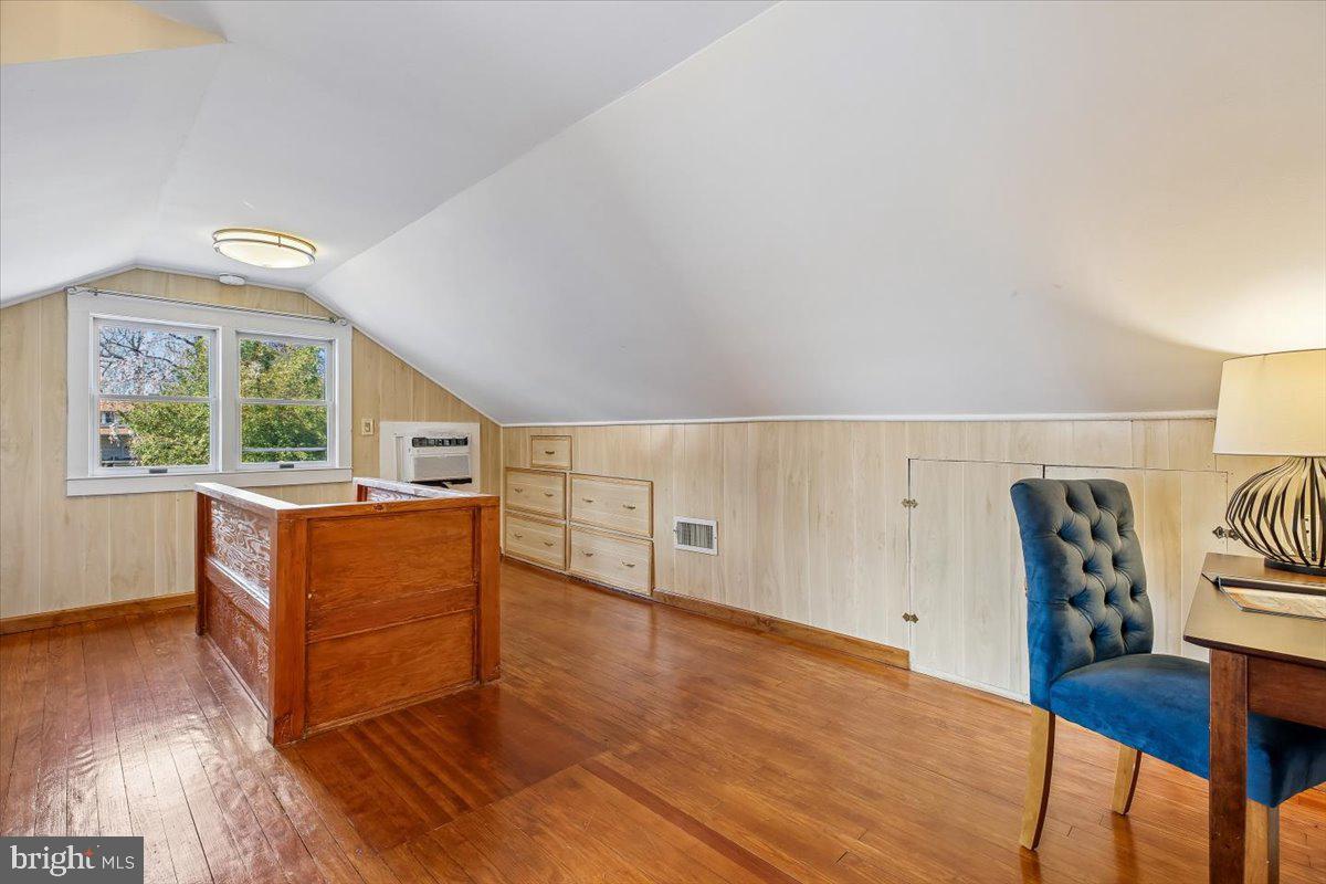 5511 ALTA VISTA ROAD