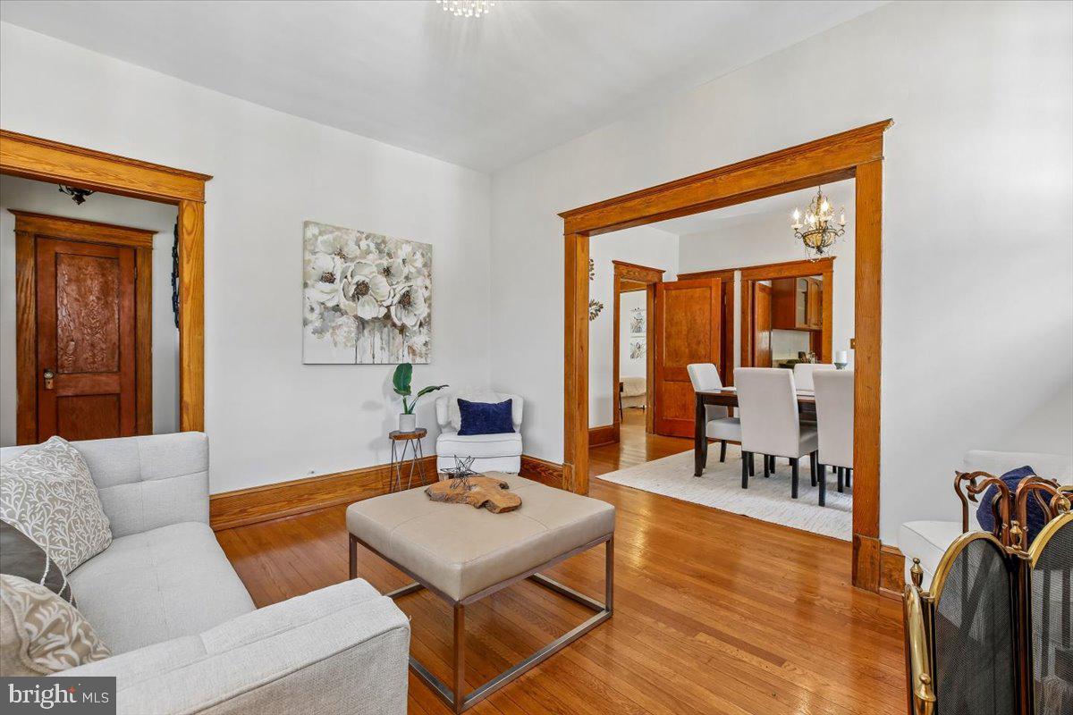 5511 ALTA VISTA ROAD