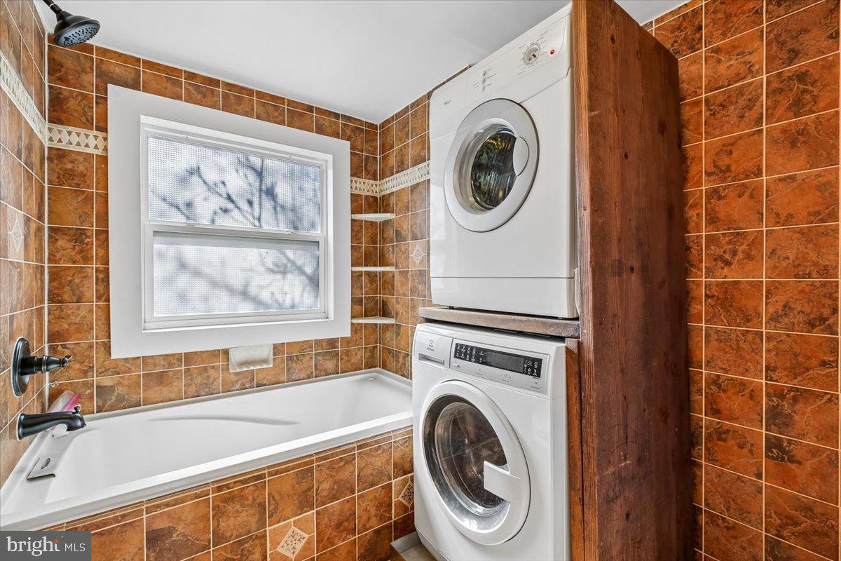 5511 ALTA VISTA ROAD