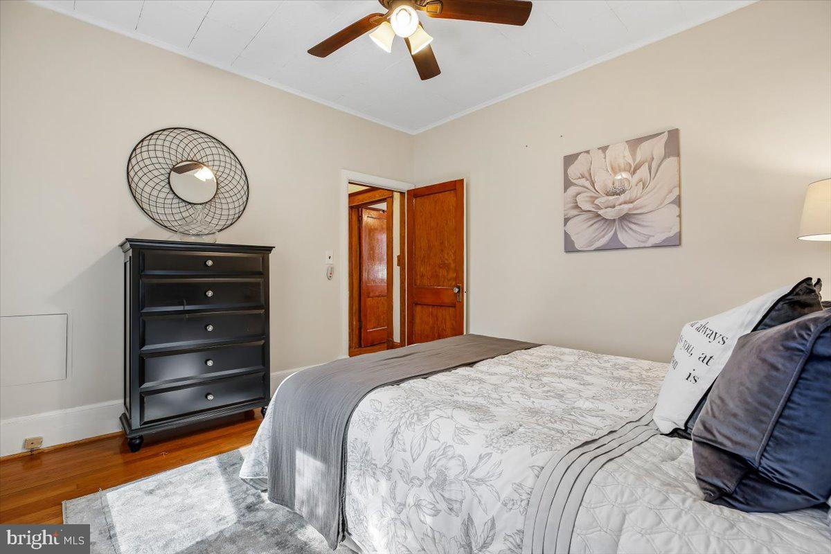 5511 ALTA VISTA ROAD