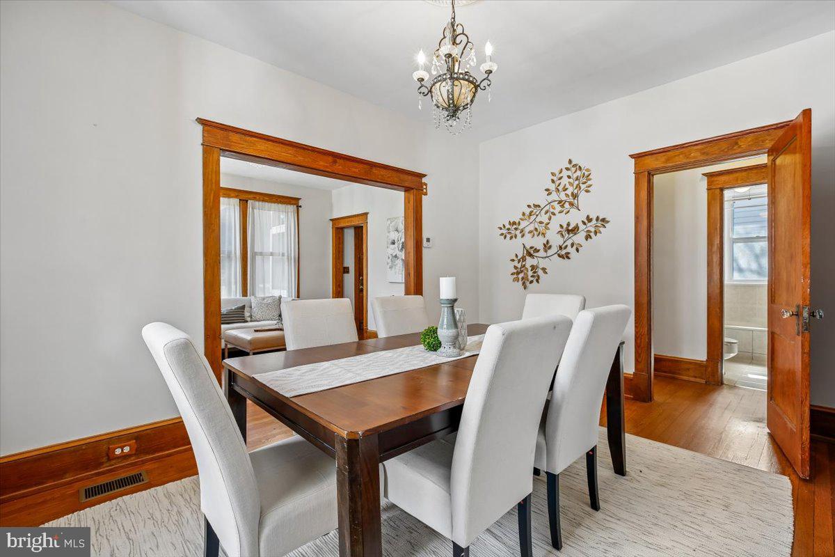 5511 ALTA VISTA ROAD