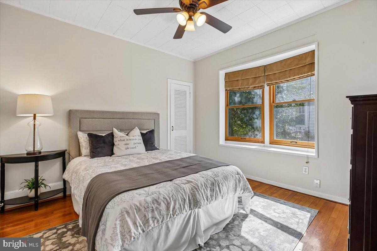 5511 ALTA VISTA ROAD