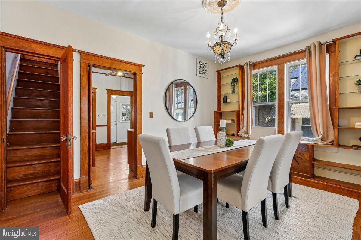 5511 ALTA VISTA ROAD