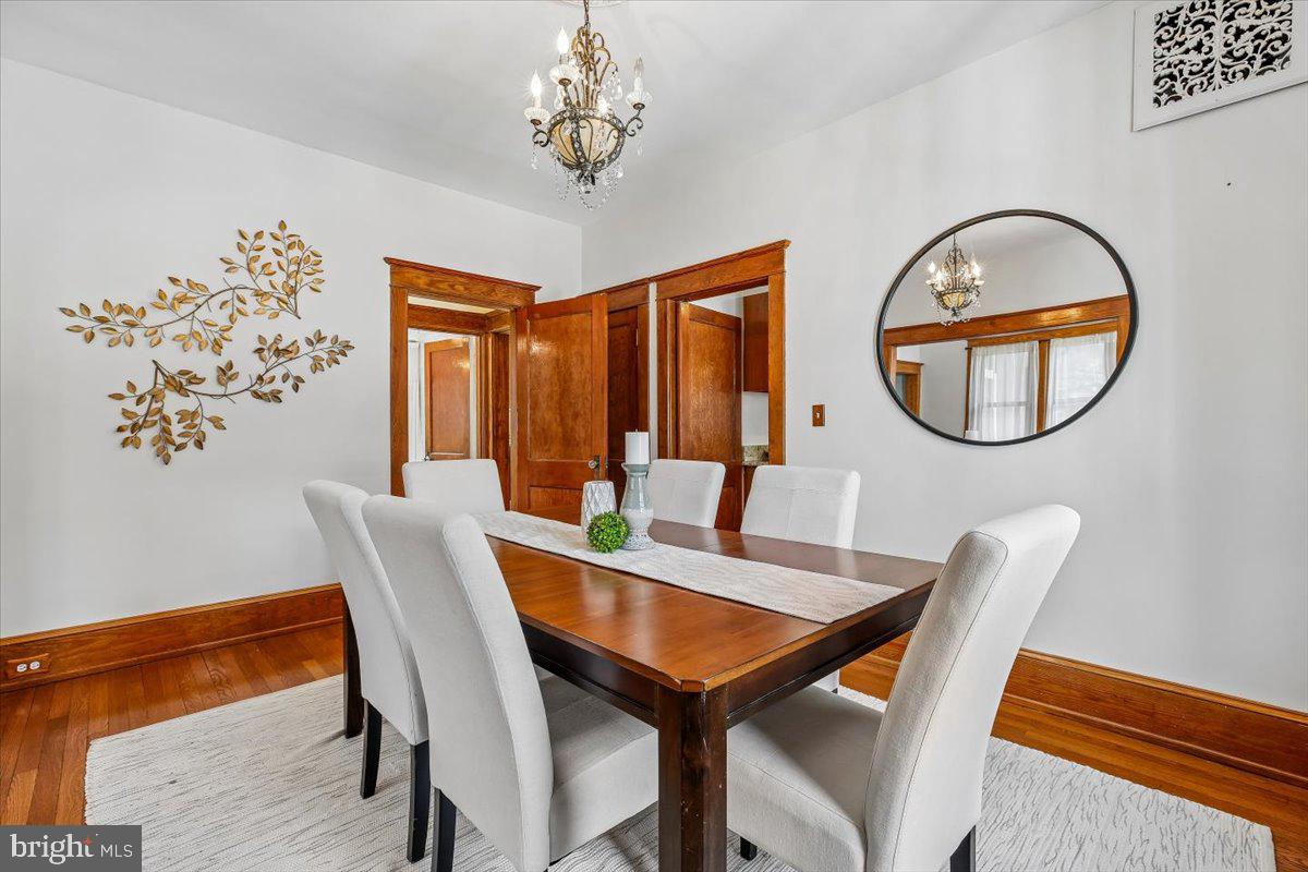 5511 ALTA VISTA ROAD