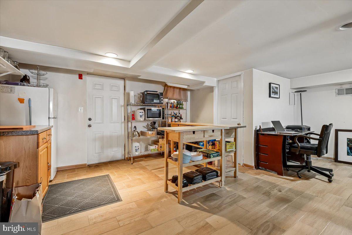 5511 ALTA VISTA ROAD