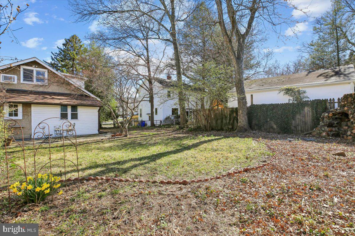 5511 ALTA VISTA ROAD