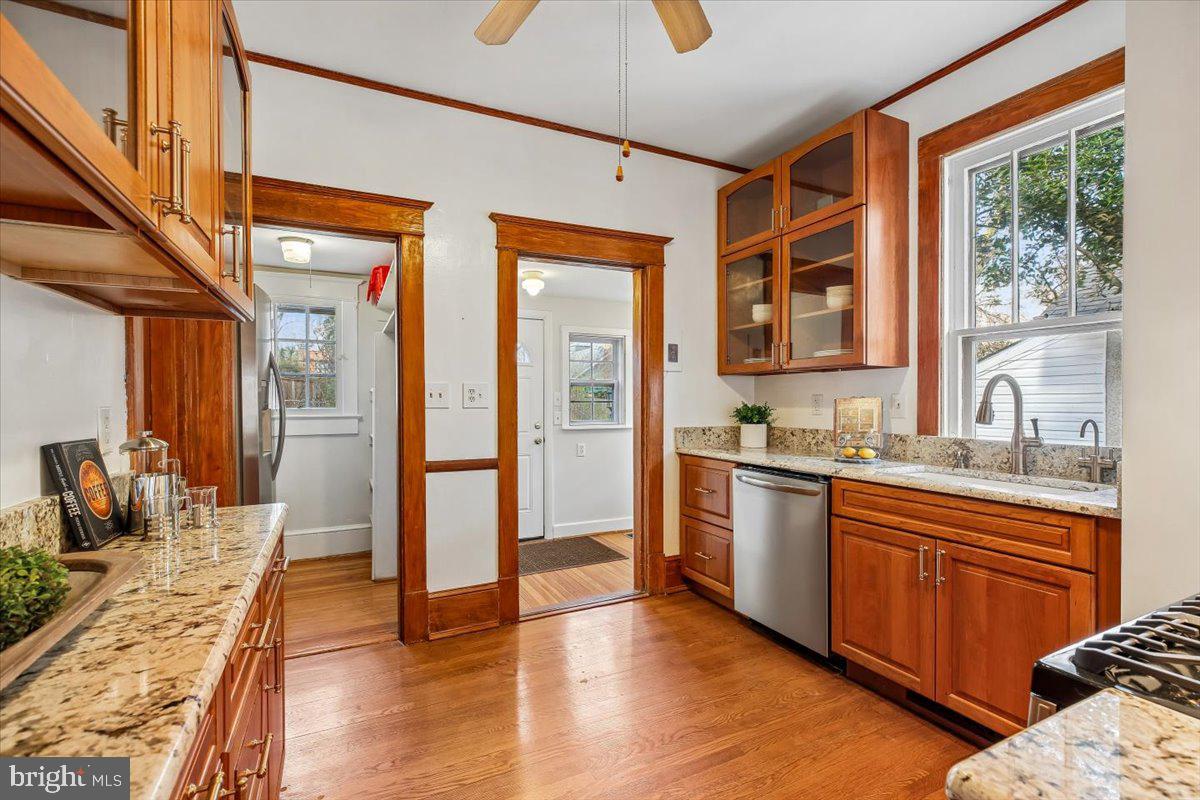 5511 ALTA VISTA ROAD