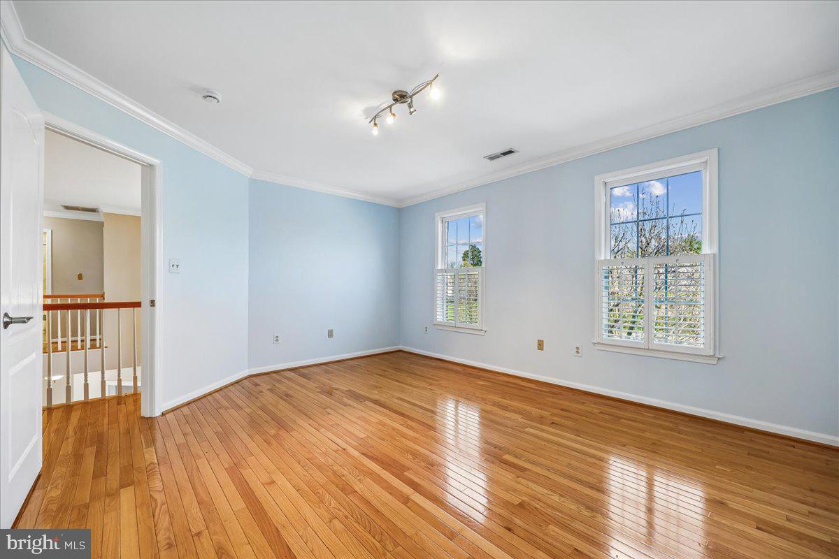 15200 COUNTRY GLEN COURT