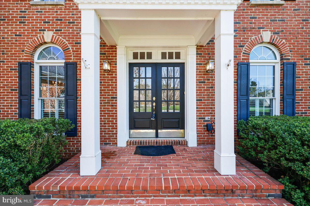 15200 COUNTRY GLEN COURT