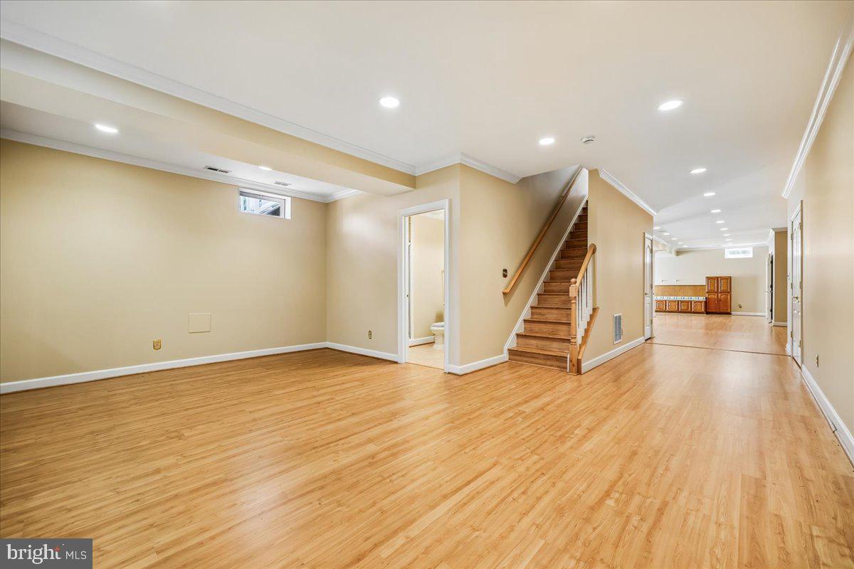 15200 COUNTRY GLEN COURT