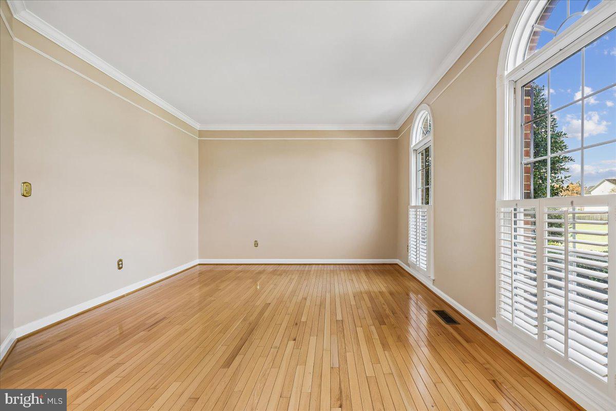 15200 COUNTRY GLEN COURT