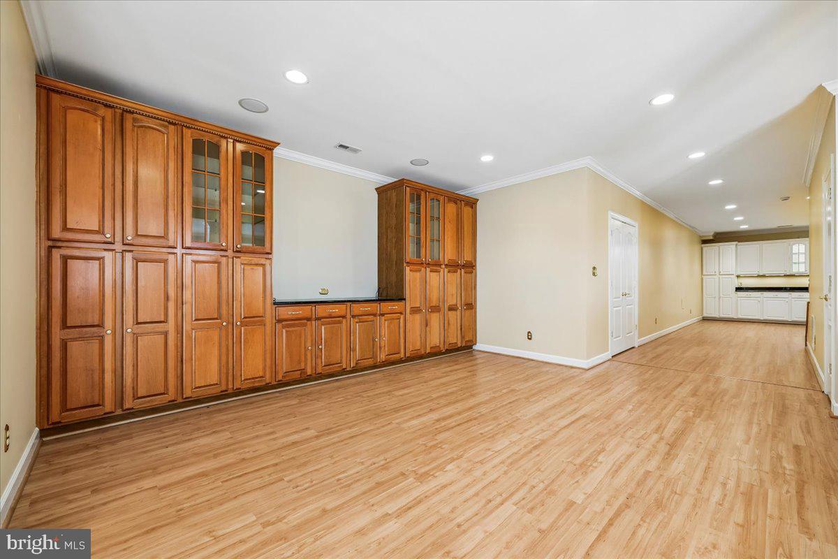 15200 COUNTRY GLEN COURT