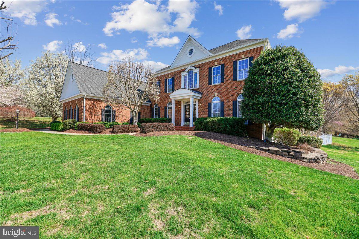 15200 COUNTRY GLEN COURT