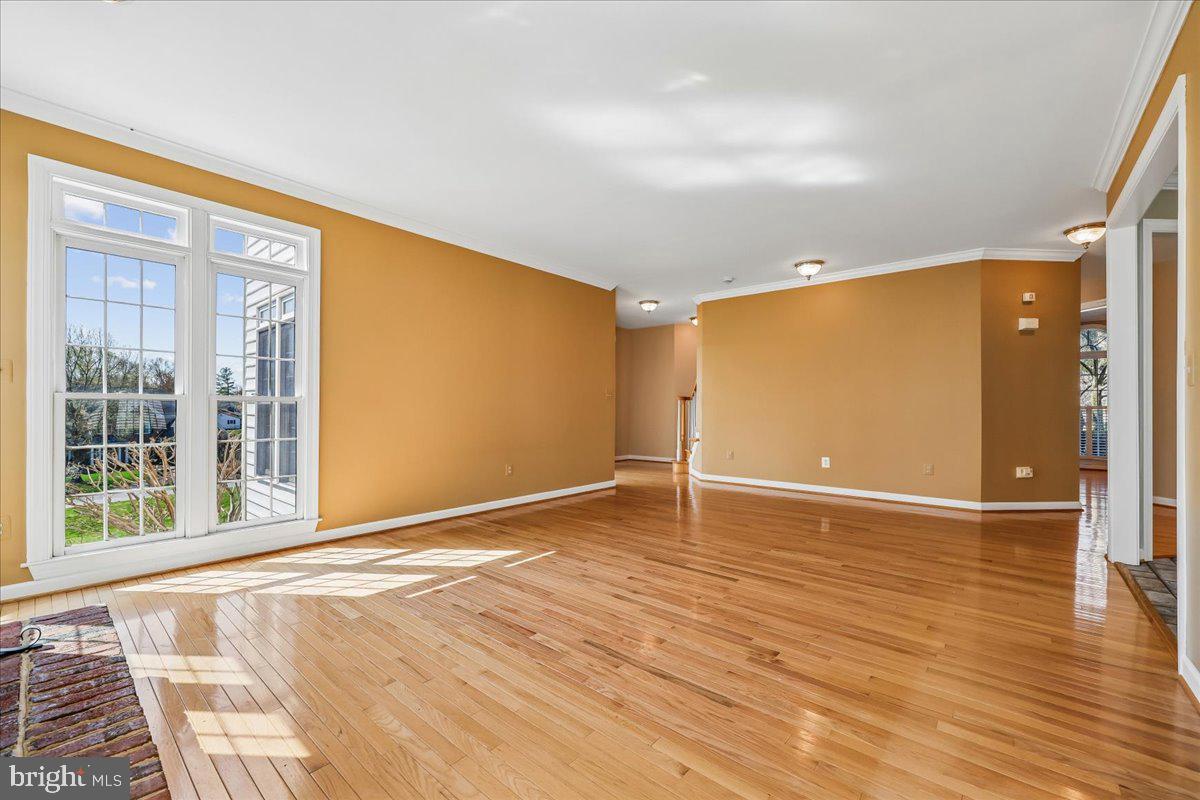 15200 COUNTRY GLEN COURT