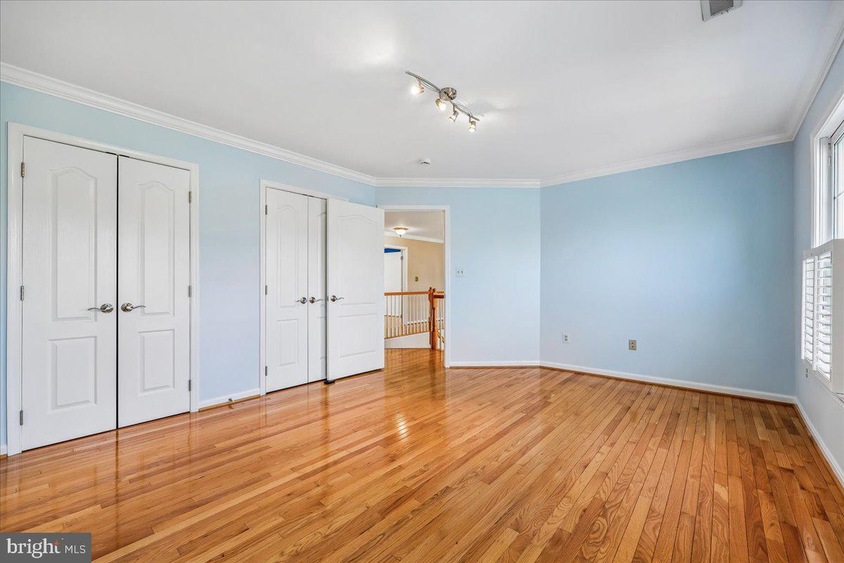 15200 COUNTRY GLEN COURT