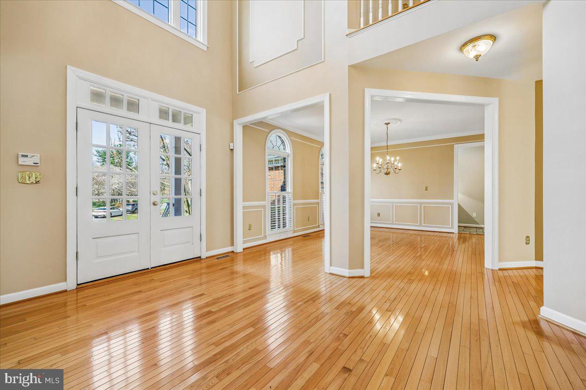 15200 COUNTRY GLEN COURT