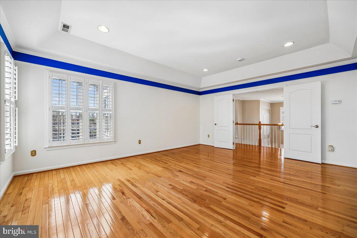 15200 COUNTRY GLEN COURT