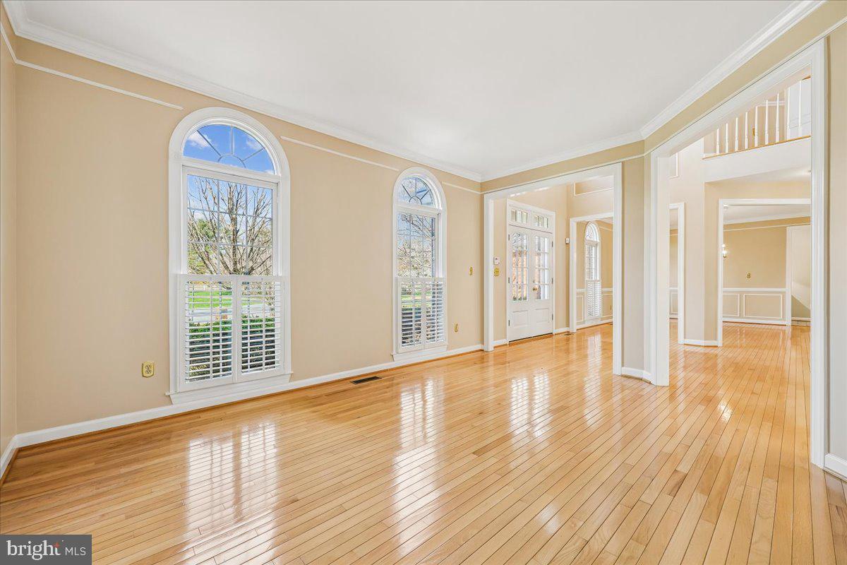 15200 COUNTRY GLEN COURT