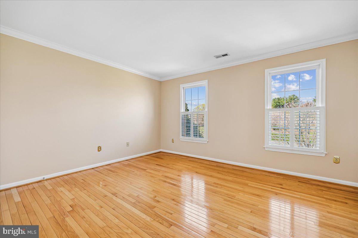 15200 COUNTRY GLEN COURT