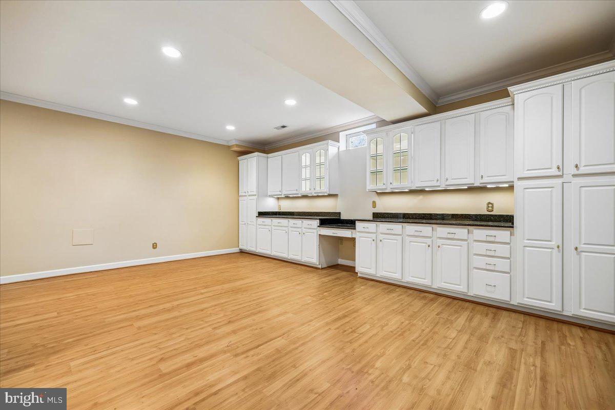 15200 COUNTRY GLEN COURT