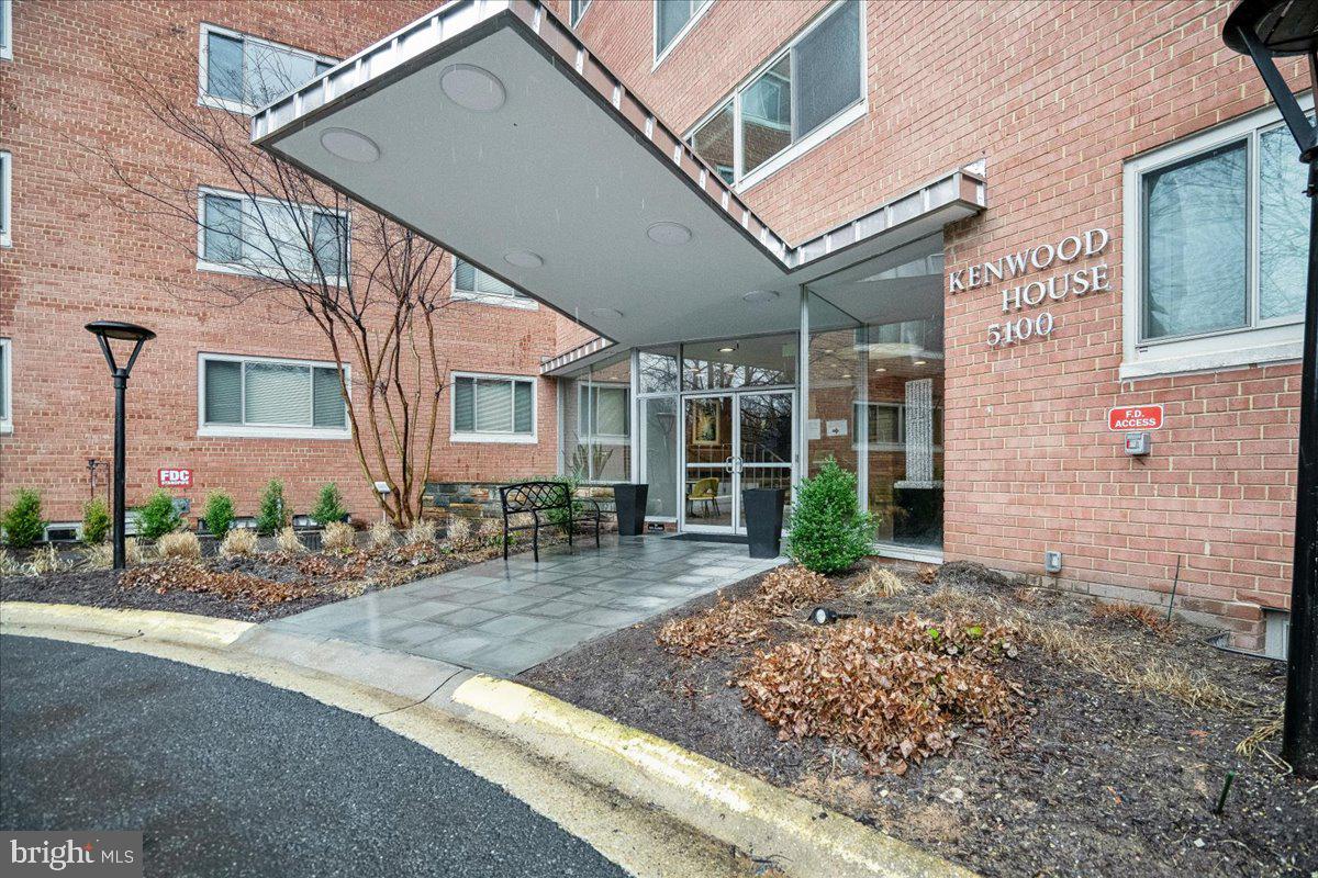 5100 DORSET AVENUE 505