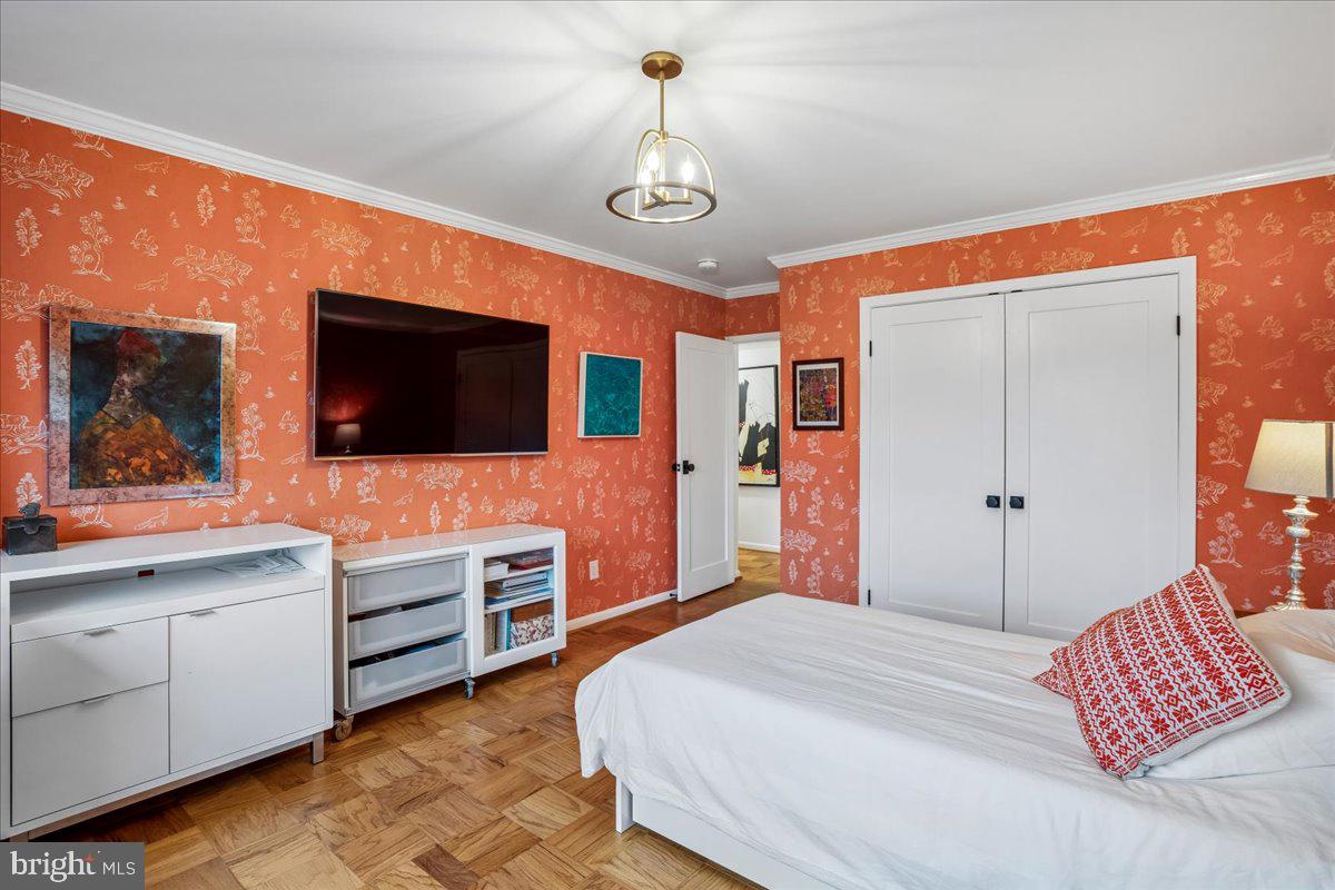 5100 DORSET AVENUE 505