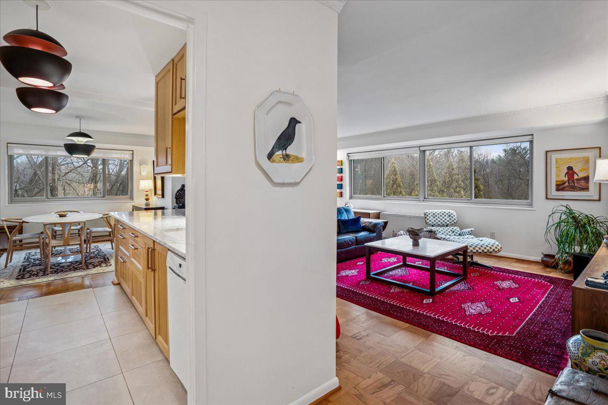 5100 DORSET AVENUE 505