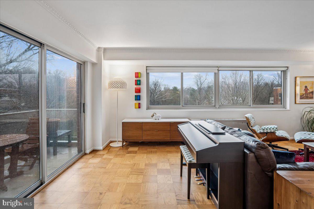 5100 DORSET AVENUE 505