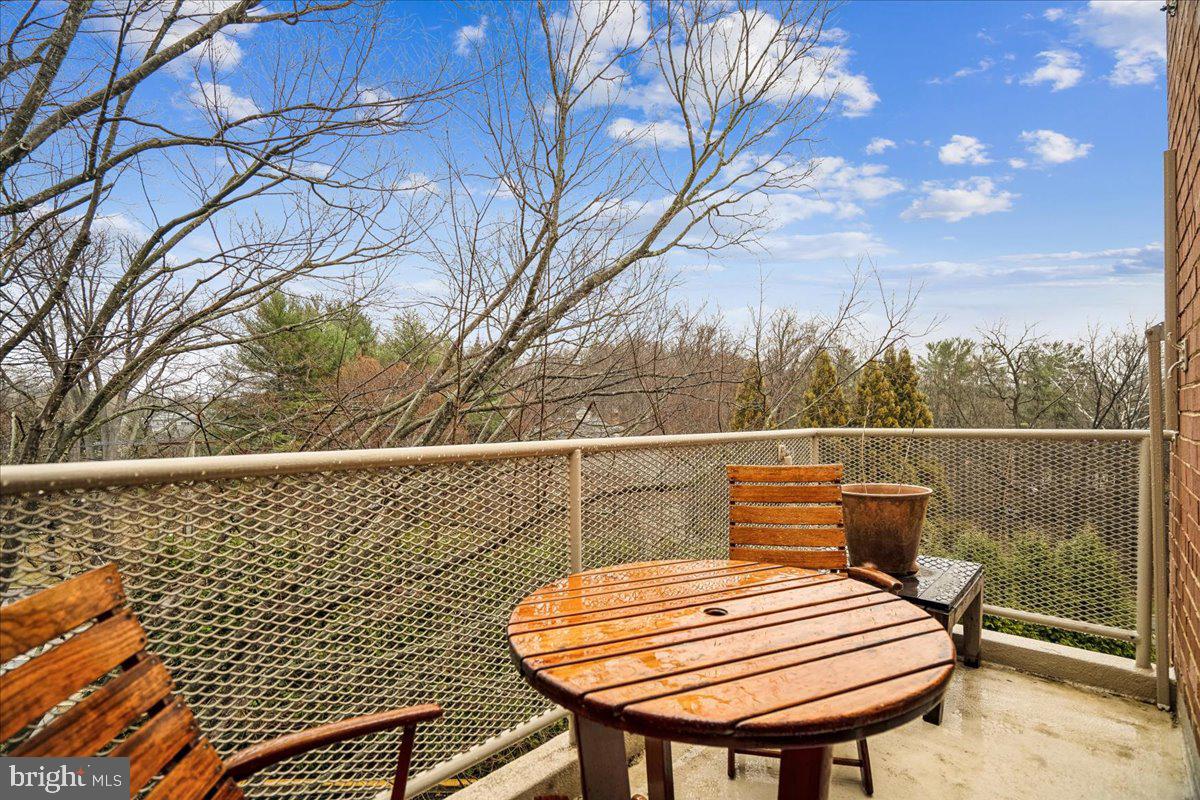 5100 DORSET AVENUE 505