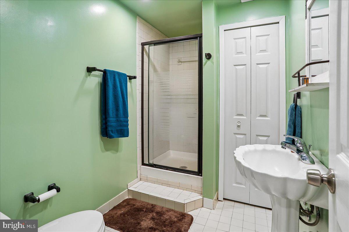1414 WAKE FOREST DRIVE