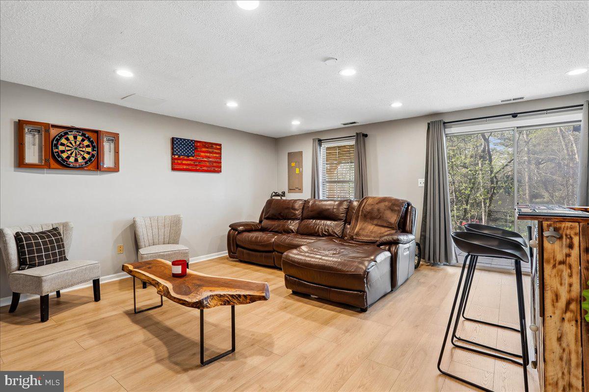1414 WAKE FOREST DRIVE